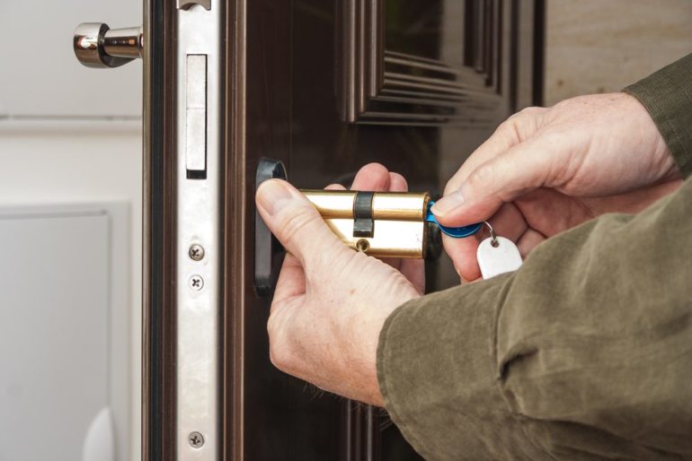What to Look for in a Bourg-la-Reine Locksmith