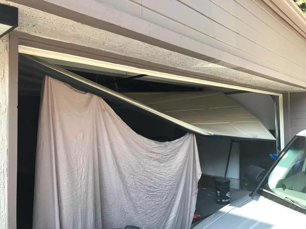 Garage-Door-Is-a-Good-Investment